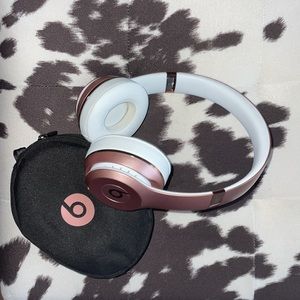 Rose Gold Beats by Dre Solo 3 Wireless